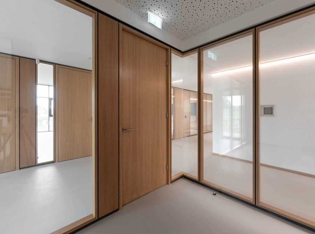 ELRA Zentrale Jois Halbritter und Hillerbrand, Wien/Neusiedl am See TS2Flr Alois Scheicher GmbH (Scheicher.Wand)