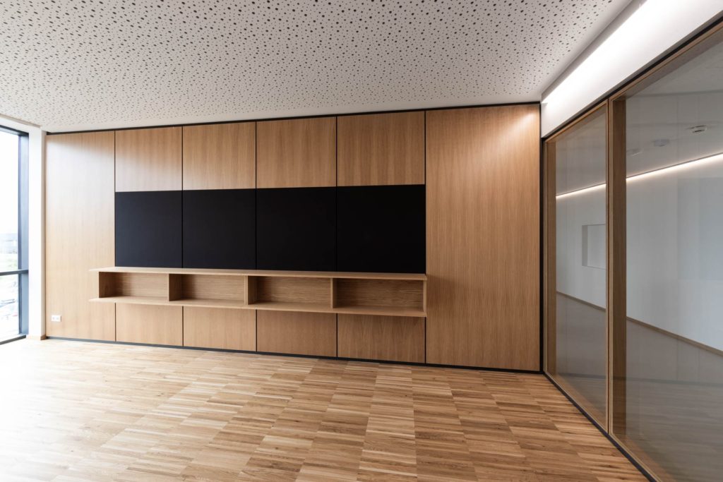 ELRA Zentrale Jois Halbritter und Hillerbrand, Wien/Neusiedl am See TS2Flr Alois Scheicher GmbH (Scheicher.Wand)