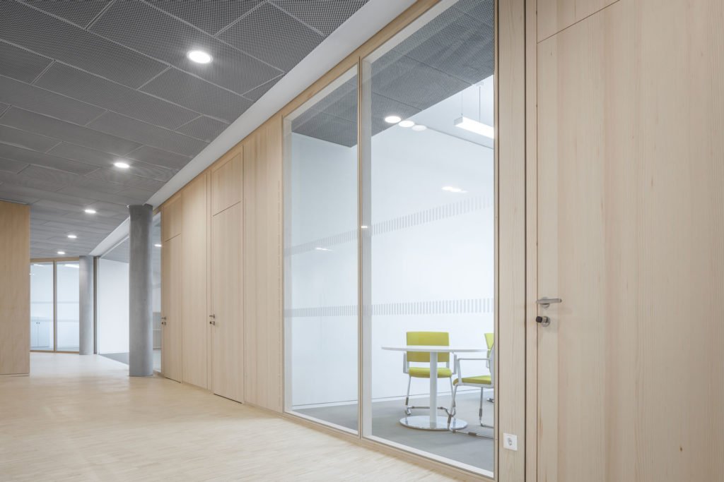 Fraunhoferinstitut Alzenau BHBVT, Berlin TS2Flr Alois Scheicher GmbH (Scheicher.Wand)