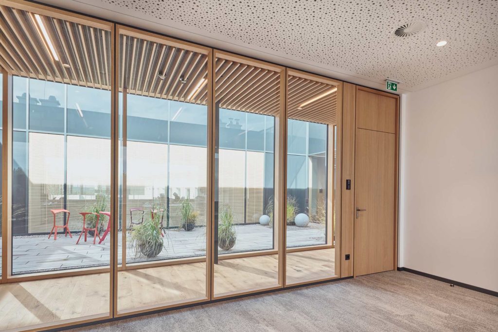 Hargassner GmbH – Energy World Weng Area, Salzburg TS2Flr TS4 Alois Scheicher GmbH (Scheicher.Wand)