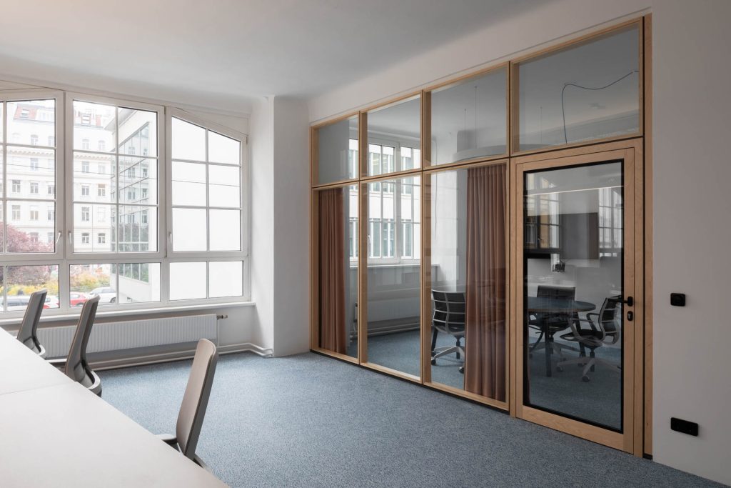 Anyline Wien  TS2Flr Raum-im-Raum-Lösungen TS2Flr Trennwand customized Raum in Raum Systeme Birke Schälfurnier Alois Scheicher GmbH (Scheicher.Wand)