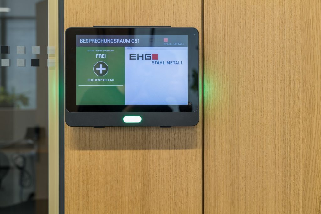 EHG Stahlzentrum Dornbirn ARCHMP Moosbrugger Pfandl ZT TS1Flush TS4 TS4 mit Textiloberfläche Alois Scheicher GmbH (Scheicher.Wand)