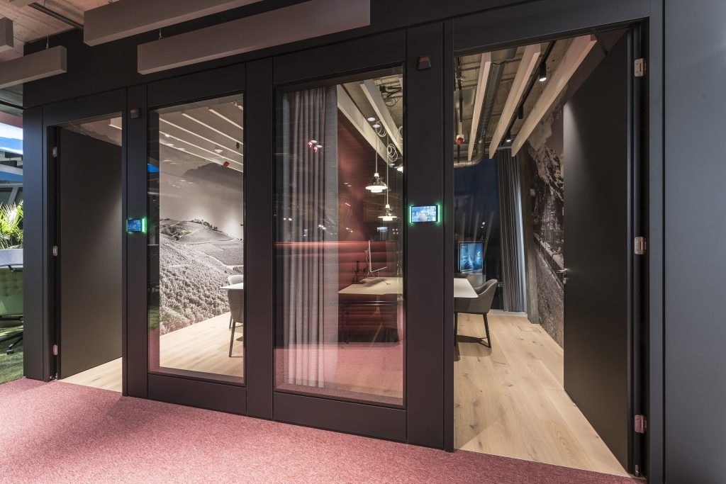 SAP@THE CIRCLE Zürich Airport Ramseier & Associates LTD TS2Gl Alois Scheicher GmbH (Scheicher.Wand)