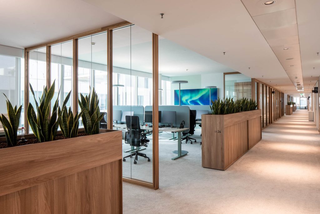 Borealis Wien Architekt: Andreas Burghardt TS1 Holz: Ulme Alois Scheicher GmbH (Scheicher.Wand)