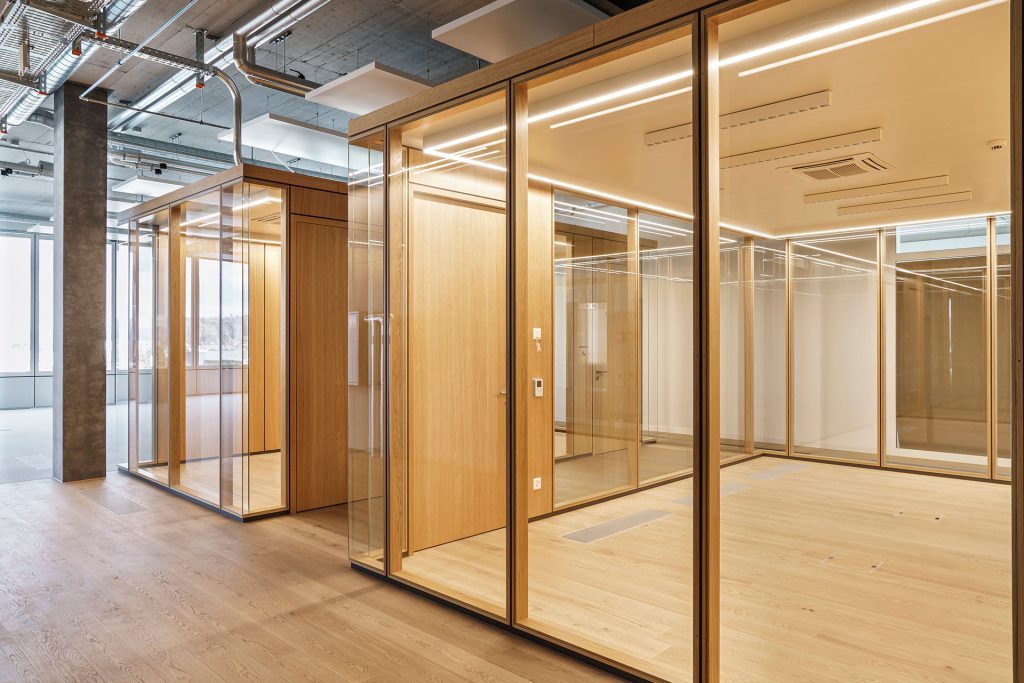 Endress + Hauser Reinach BL (CH) Rapp Architekten AG und Miriam Vogel TS2Flr TS4 Raum-im-Raum-Lösungen Alois Scheicher GmbH (Scheicher.Wand)