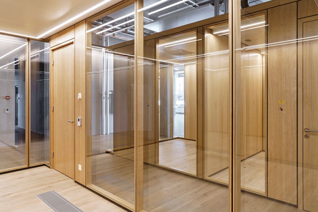 Endress + Hauser Reinach BL (CH) Rapp Architekten AG und Miriam Vogel TS2Flr TS4 Raum-im-Raum-Lösungen Alois Scheicher GmbH (Scheicher.Wand)