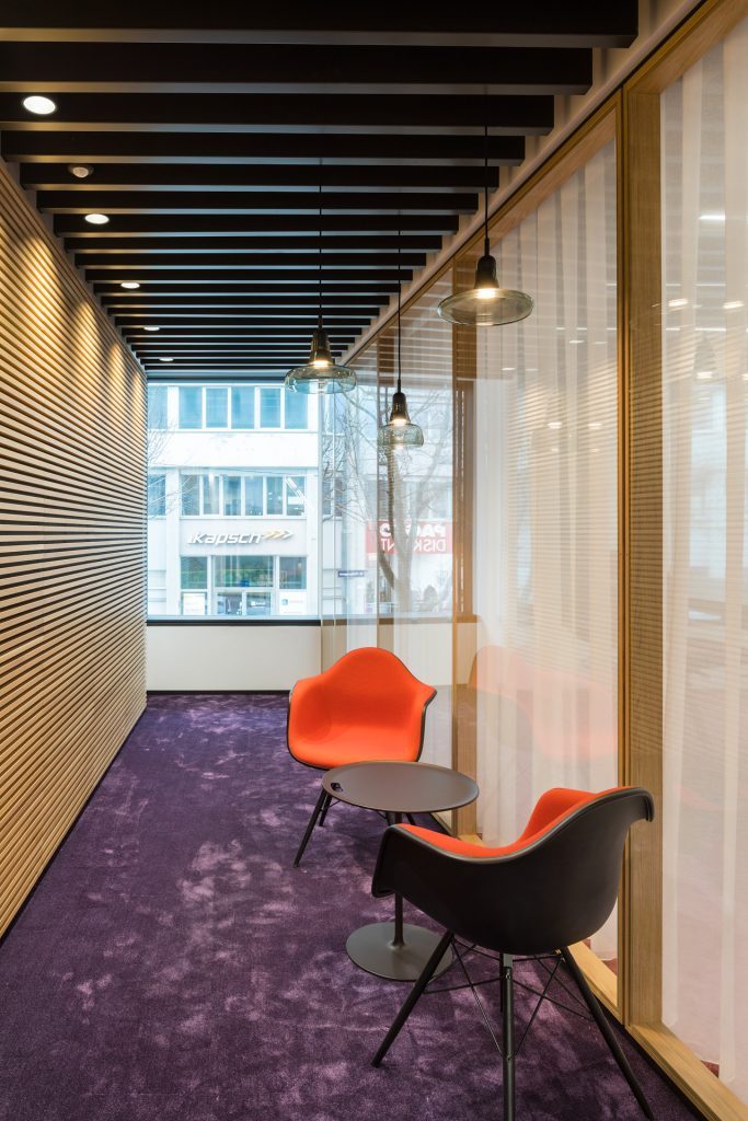 HEIMBAU Eisenhof königlarch architekten TS2Flr TS2Flr Eiche Flush Türbändern, Sonderausführung Schattenfugen Alois Scheicher GmbH (Scheicher.Wand)