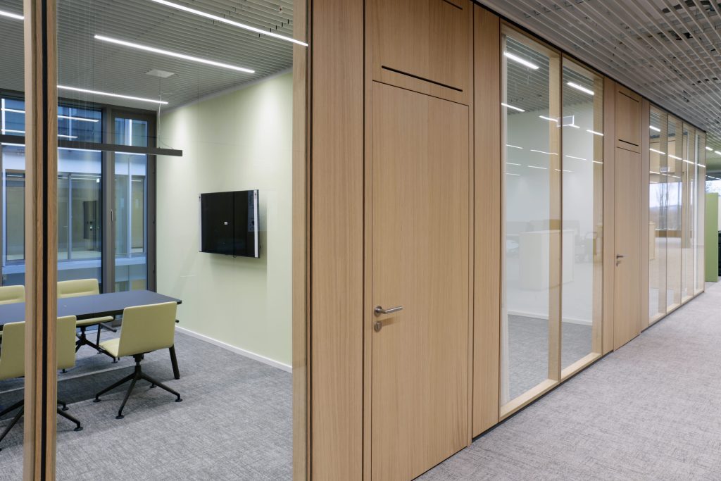 Fresenius Medical Care Schweinfurt Verwaltungsgebäudes „Orschelpark“  hochflexible Struktur zeitgemäße Arbeitsplätze Alois Scheicher GmbH (Scheicher.Wand)