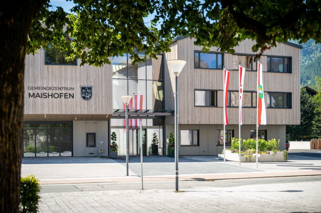Türen gangseitig flächenbündig, Überströmelemente Weißtanne Alois Scheicher GmbH (Scheicher.Wand)