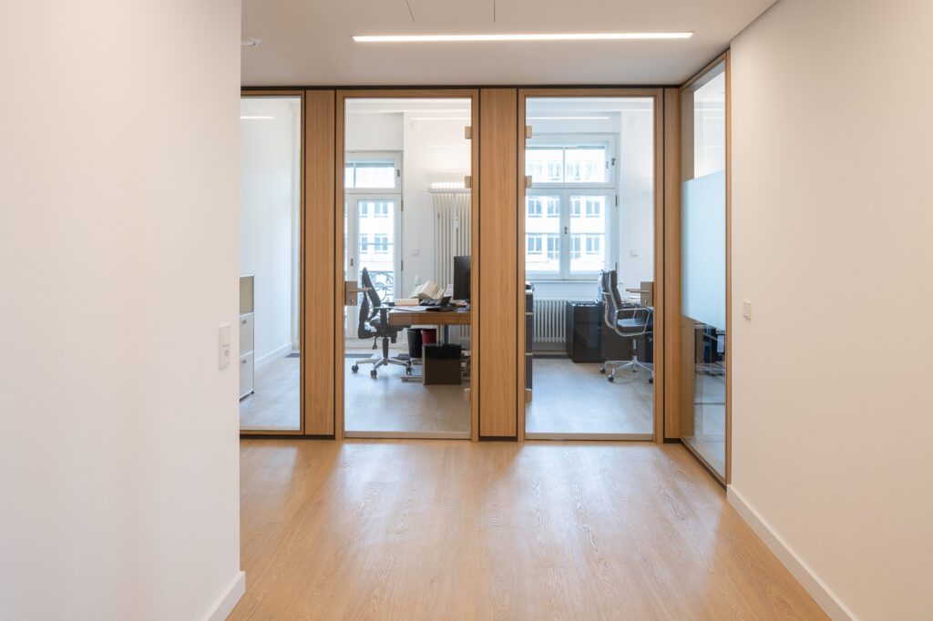 nachhaltig TS2Flr Glaselement Zweifachverglasung TS4 Installationselemente Türen Ganzglas Absenkdichtung europäische Eiche Alois Scheicher GmbH (Scheicher.Wand)