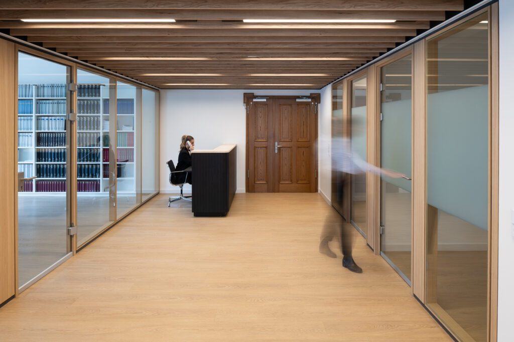 nachhaltig TS2Flr Glaselement Zweifachverglasung TS4 Installationselemente Türen Ganzglas Absenkdichtung europäische Eiche Alois Scheicher GmbH (Scheicher.Wand)