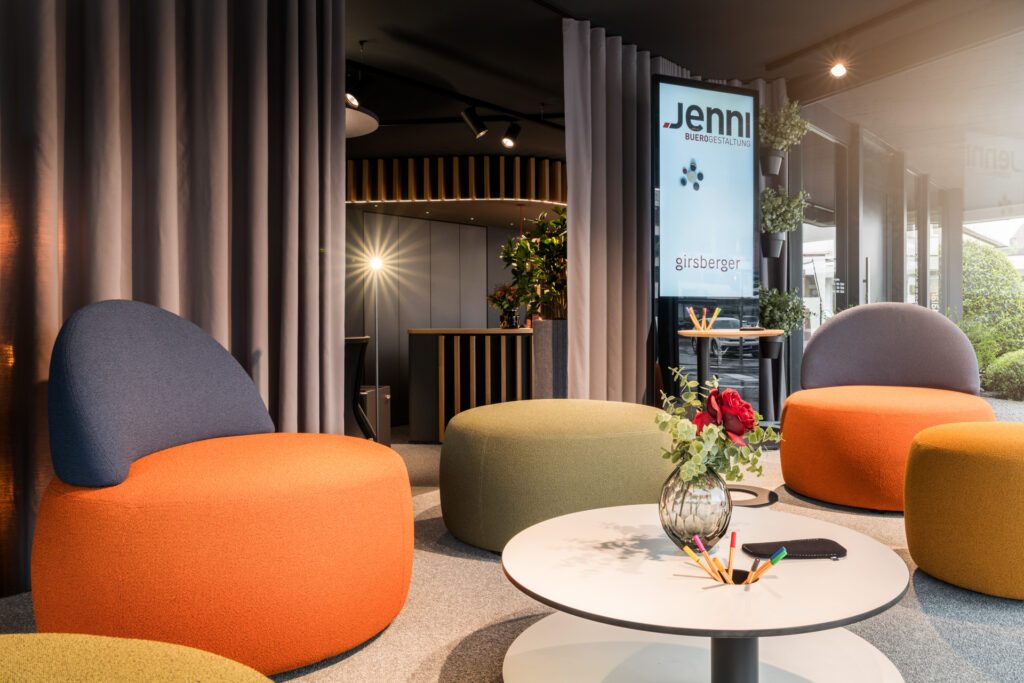MICHAELKREYER_2405_JenniBuerogestaltung_Showroom_014