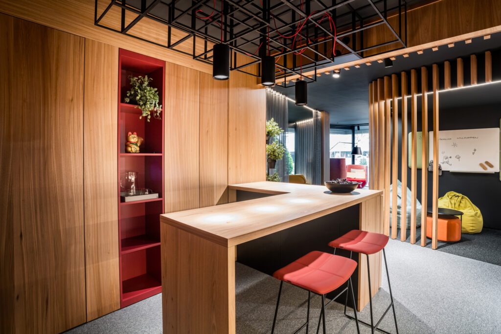 MICHAELKREYER_2405_JenniBuerogestaltung_Showroom_027