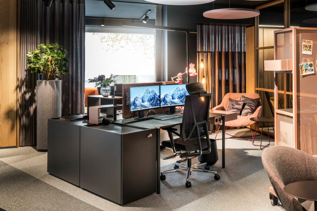 MICHAELKREYER_2405_JenniBuerogestaltung_Showroom_035