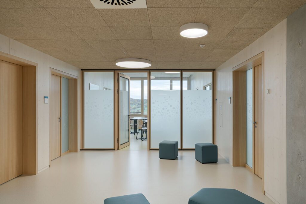 Schulzentrum Stockbruennele in Holzhybridbauweise in Boeblingen